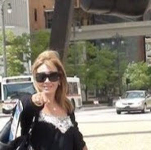 Meet your Posher, Vivian